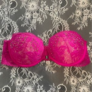 Hot Pink Victoria’s Secret Front Closure Strapless Bra